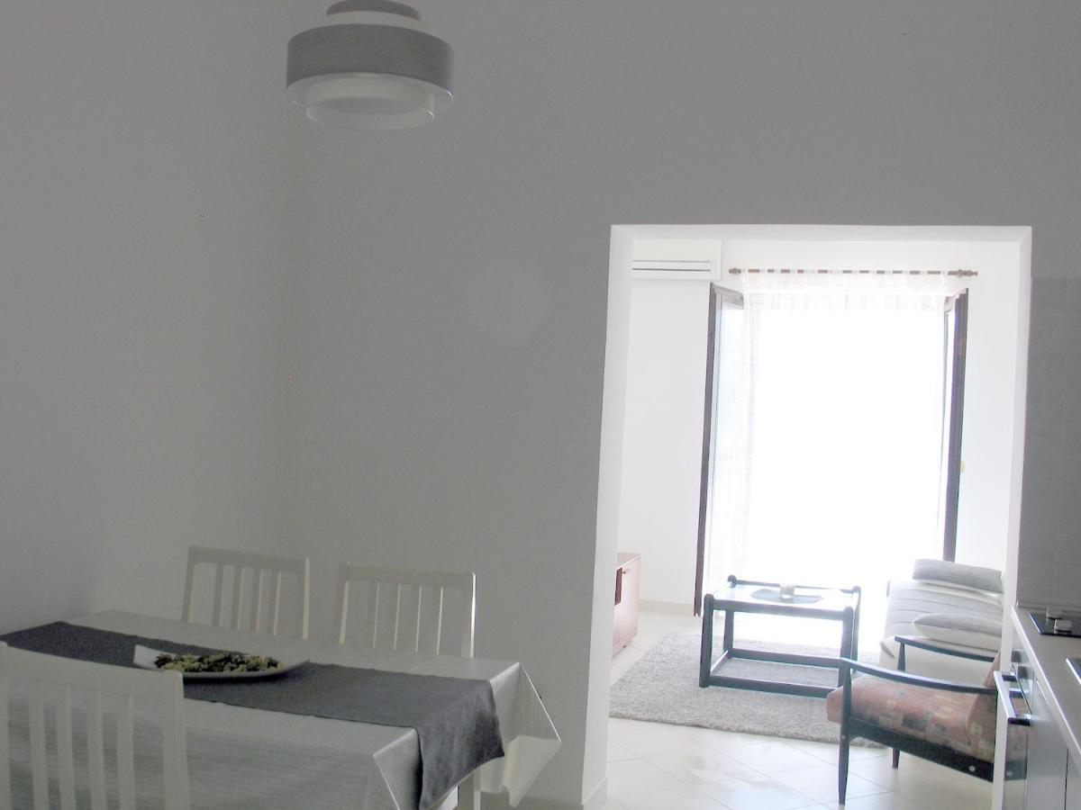 Apartmani Kunteja Pag Town Eksteriør bilde